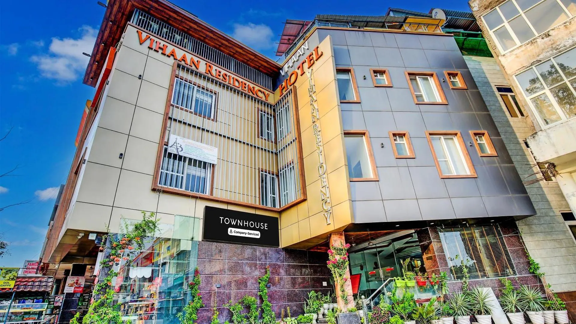 Super Townhouse Eastern View Formerly Vihaan Residency Zirakpur 3*,