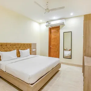 Hotel Fabhotel Melano