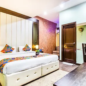 Hotel Fabhotel Mittaso